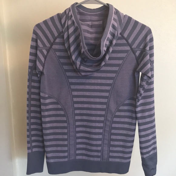 Ivivva Tech hoodie - Picture 2 of 3